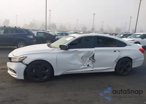 2018 Honda Accord Touring z USA, uszkodzony, nr VIN 1HGCV1F91JA089200